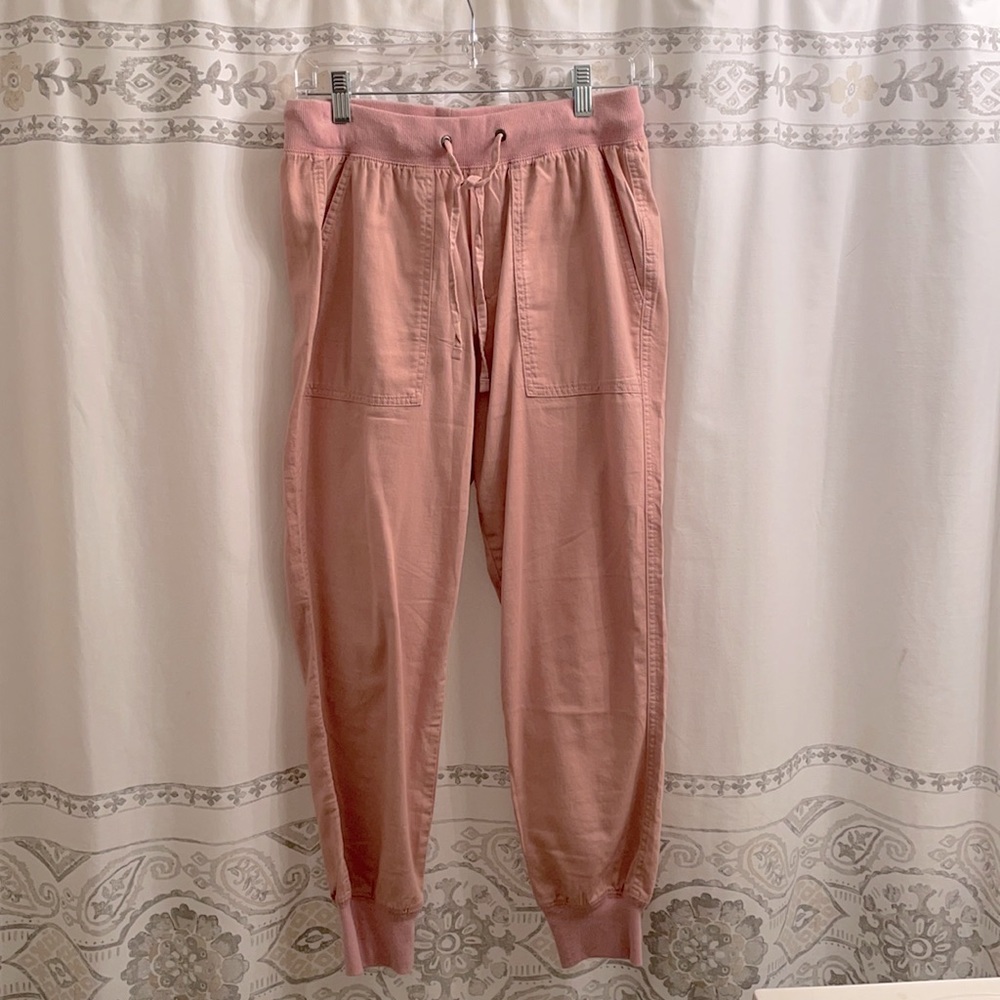 Capri pants